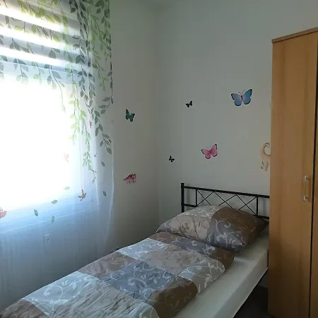 Phönix Xl Mit Garten Bis 11 Personen, 1a Lage! *